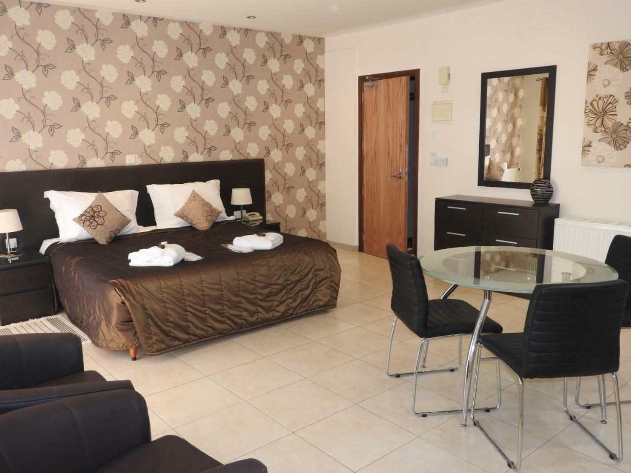 פיסורי Hill View Hotel Apartments מראה חיצוני תמונה